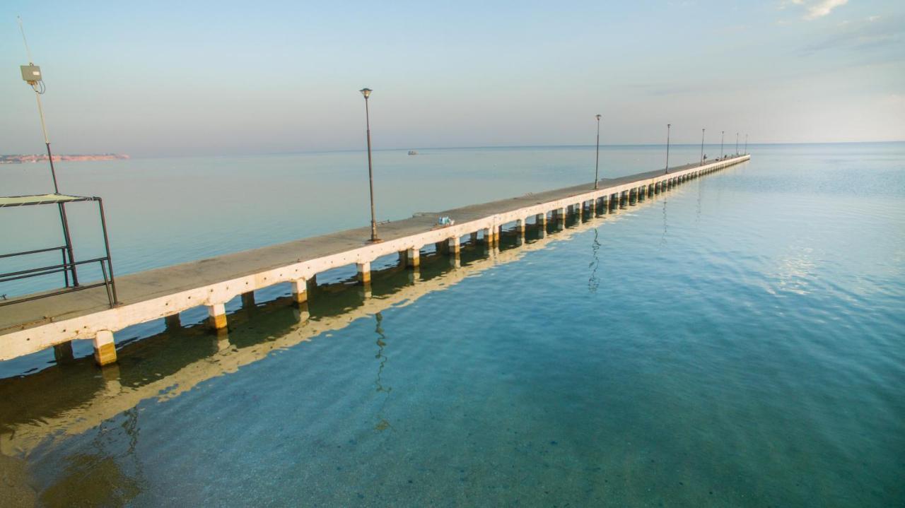 Vento Di Mare Apartment Peraía Екстериор снимка
