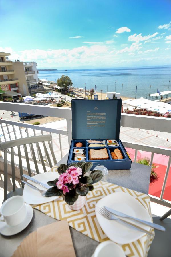 Vento Di Mare Apartment Peraía Екстериор снимка
