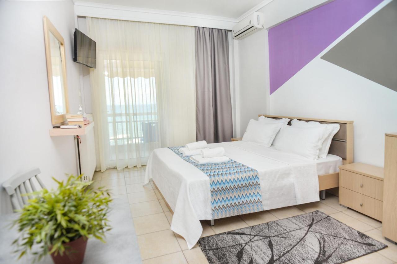 Vento Di Mare Apartment Peraía Екстериор снимка