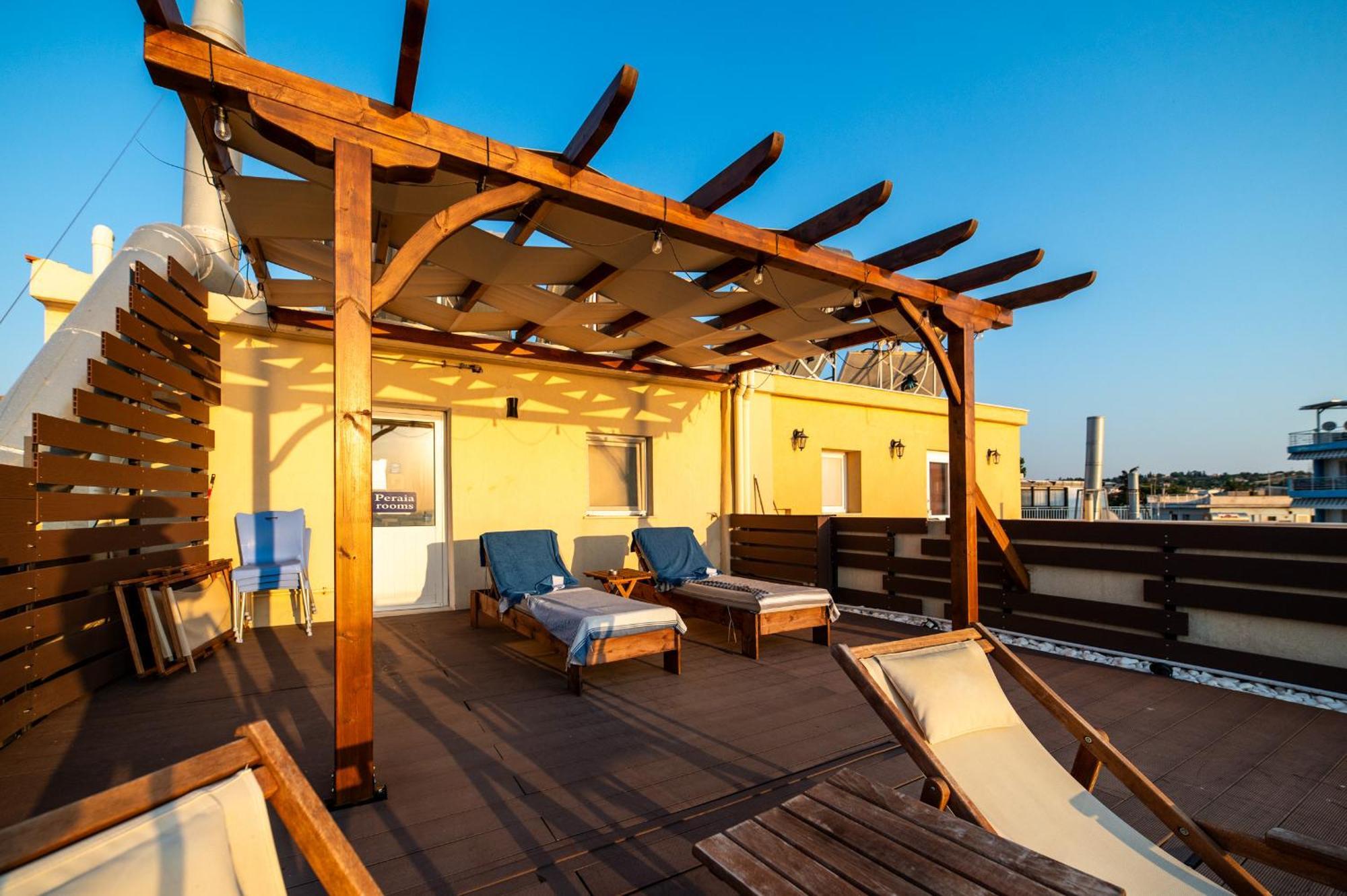 Vento Di Mare Apartment Peraía Екстериор снимка