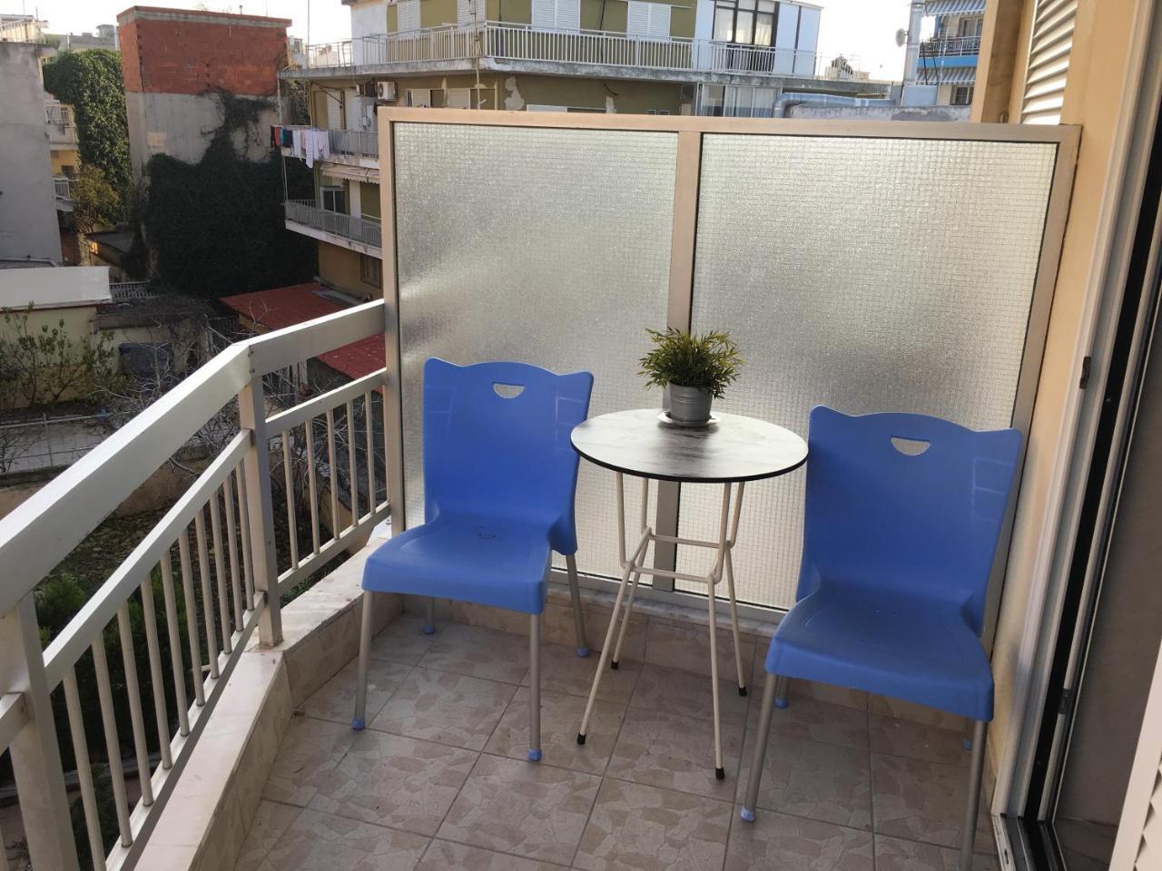 Vento Di Mare Apartment Peraía Екстериор снимка