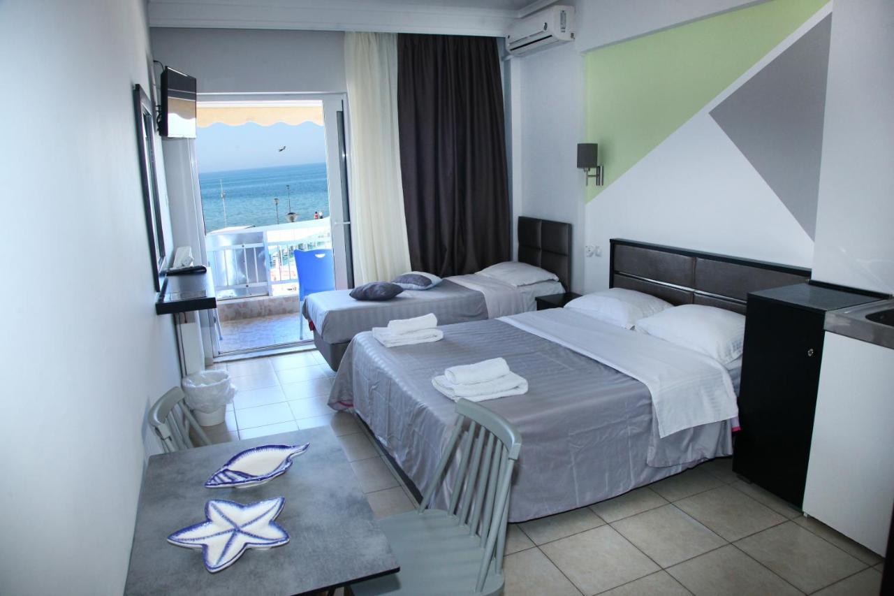 Vento Di Mare Apartment Peraía Екстериор снимка